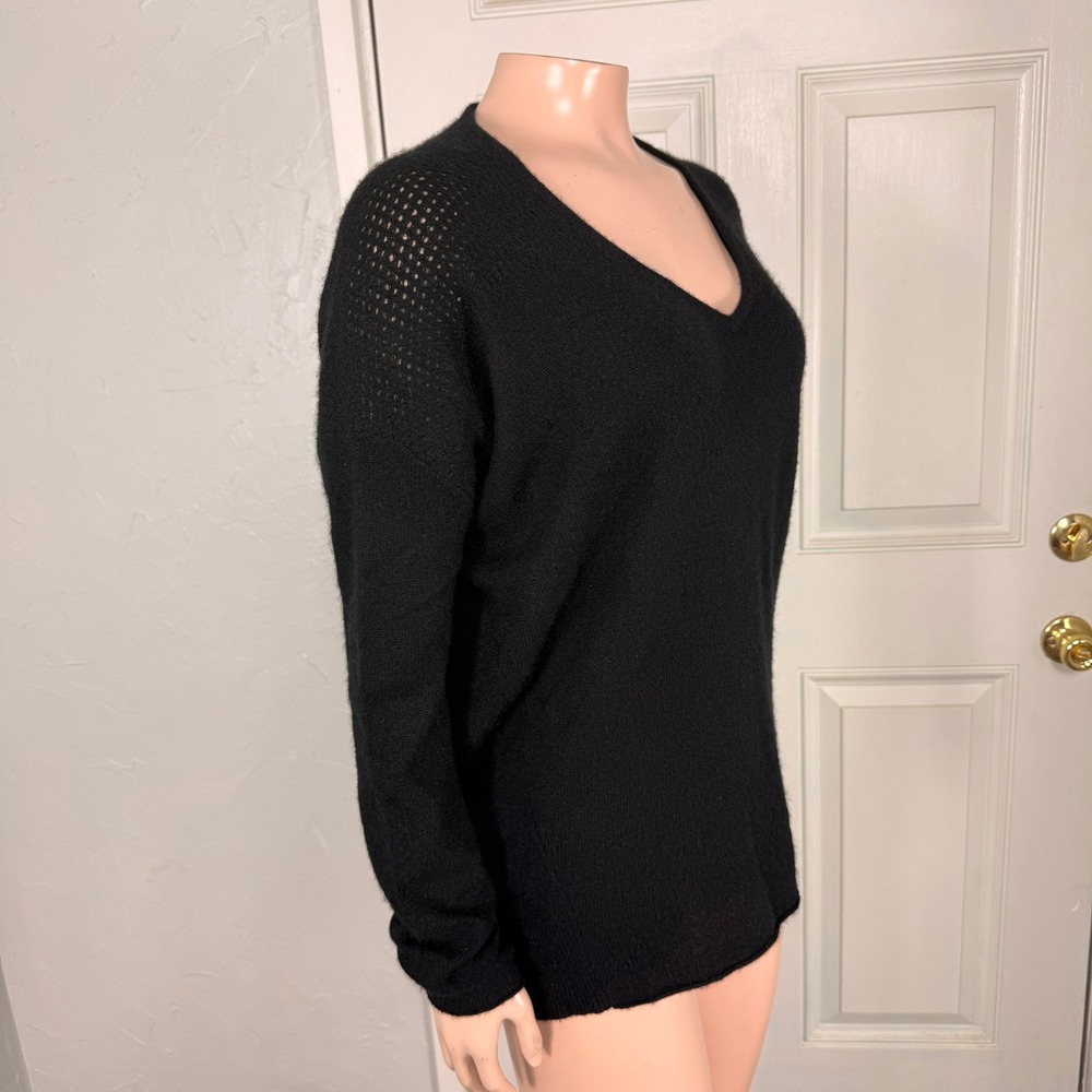 Velvet Graham Spencer Women's Sweater P Cashmere V-neck L/S Open Knit Z3-7 - Picture 5 of 7